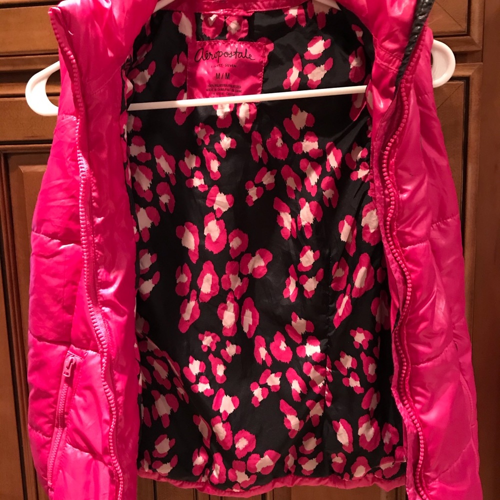 AEROPOSTALE GIRLS VEST M
This vest is so cute